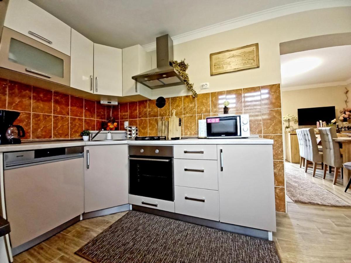 Matan House Villa Otocac Luaran gambar