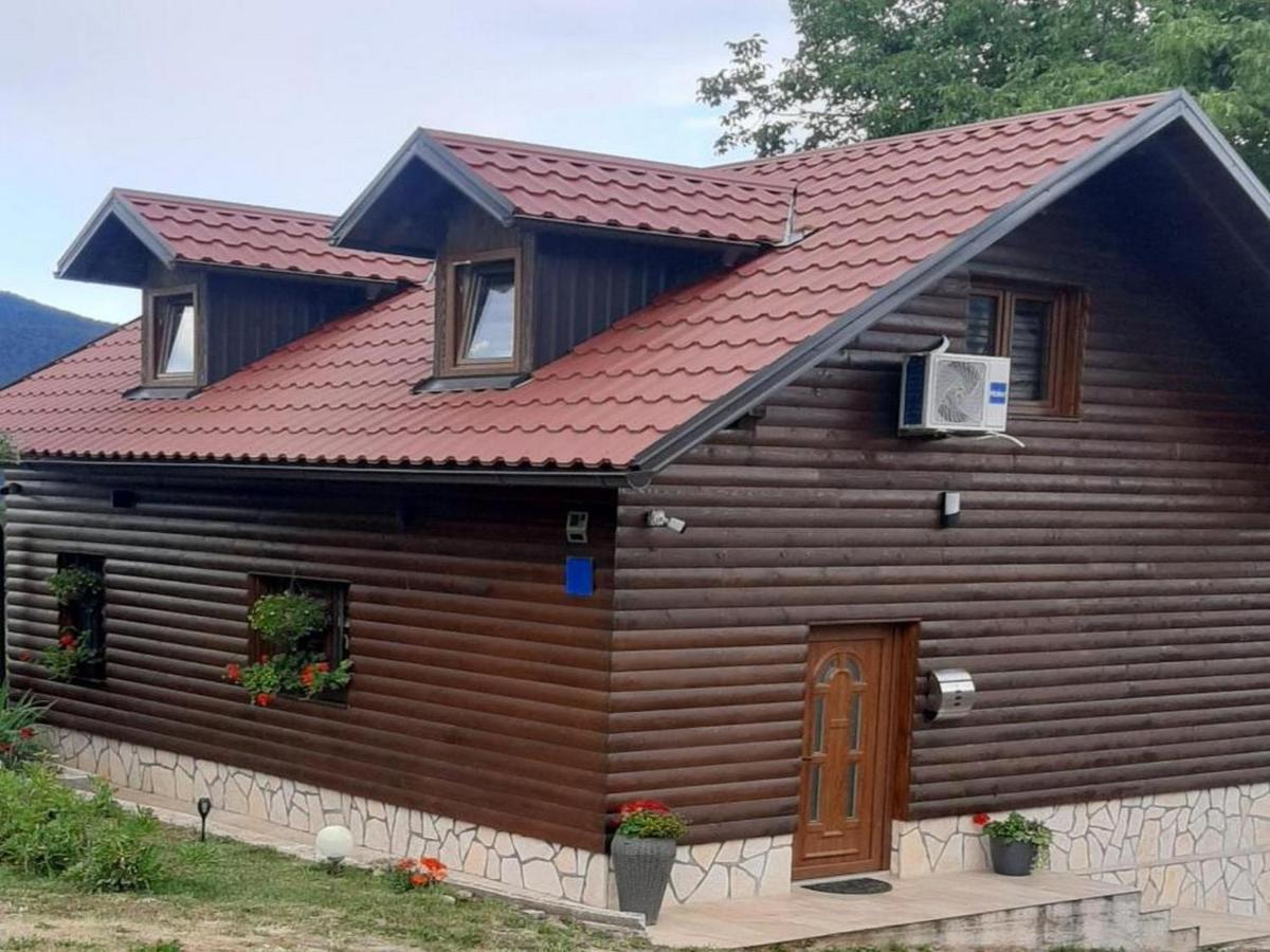 Matan House Villa Otocac Luaran gambar